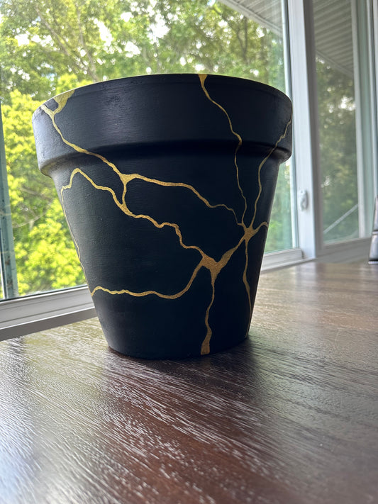 Large Kintsugi Pot